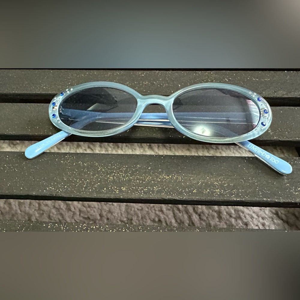 Y2K Limited Too Stylish Blue Oval Sunglasses